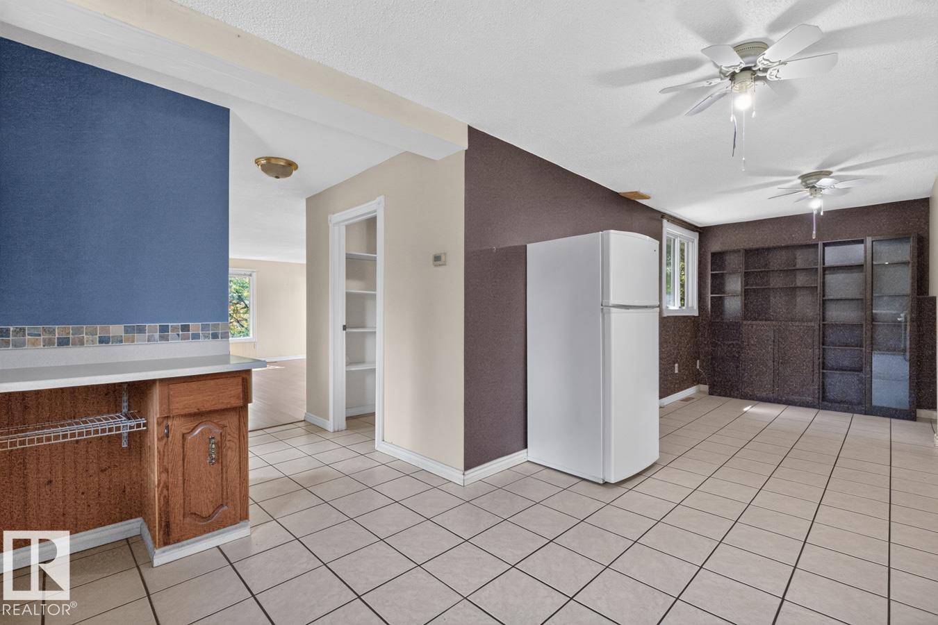 #104 52343 RGE ROAD 211 - 10