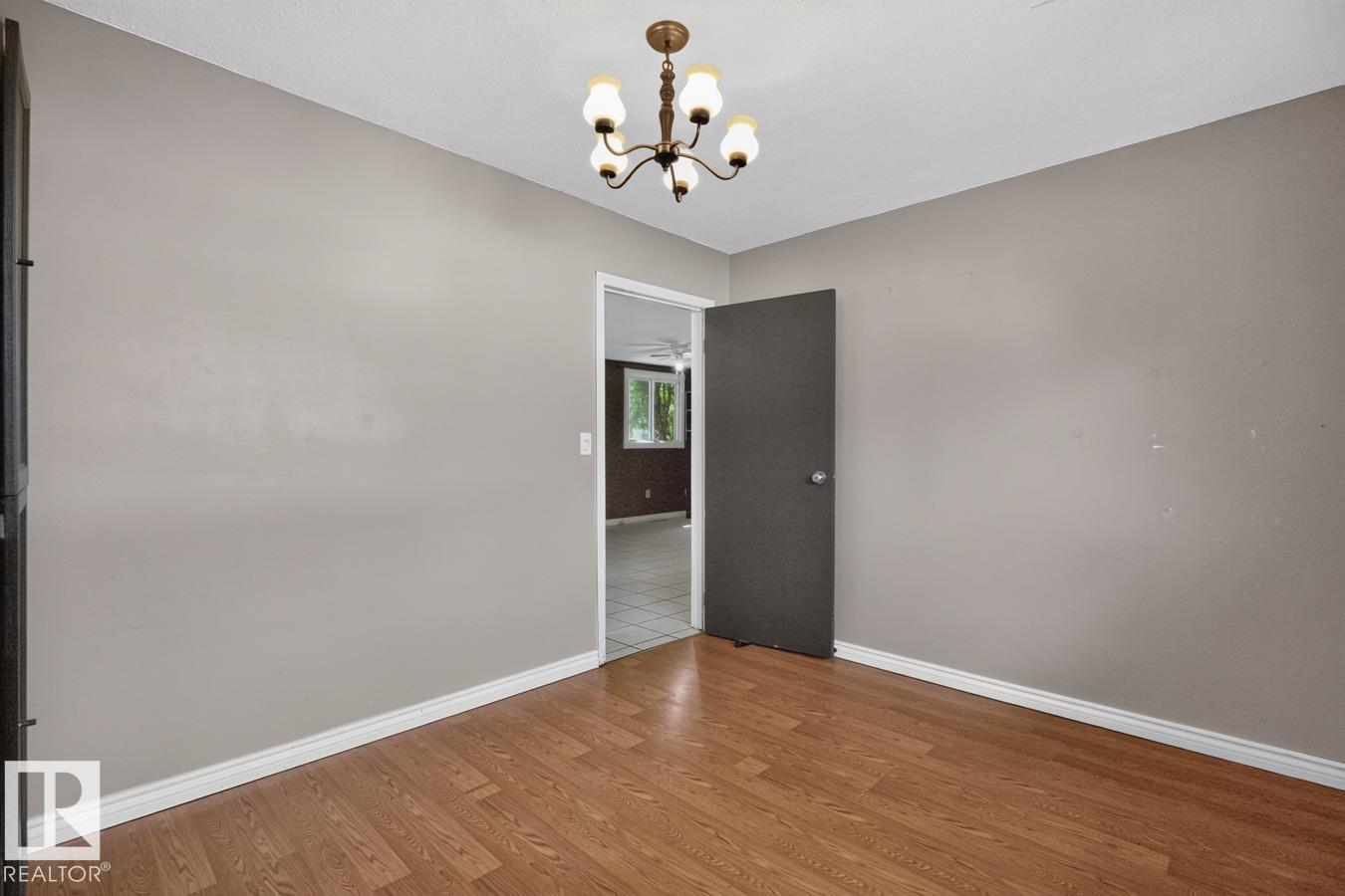 #104 52343 RGE ROAD 211 - 14