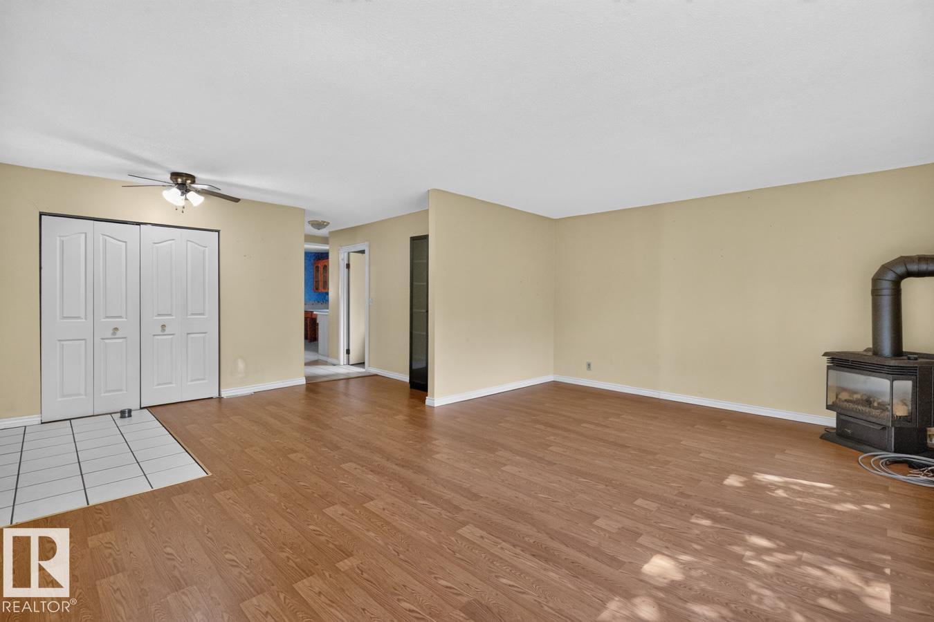 #104 52343 RGE ROAD 211 - 5