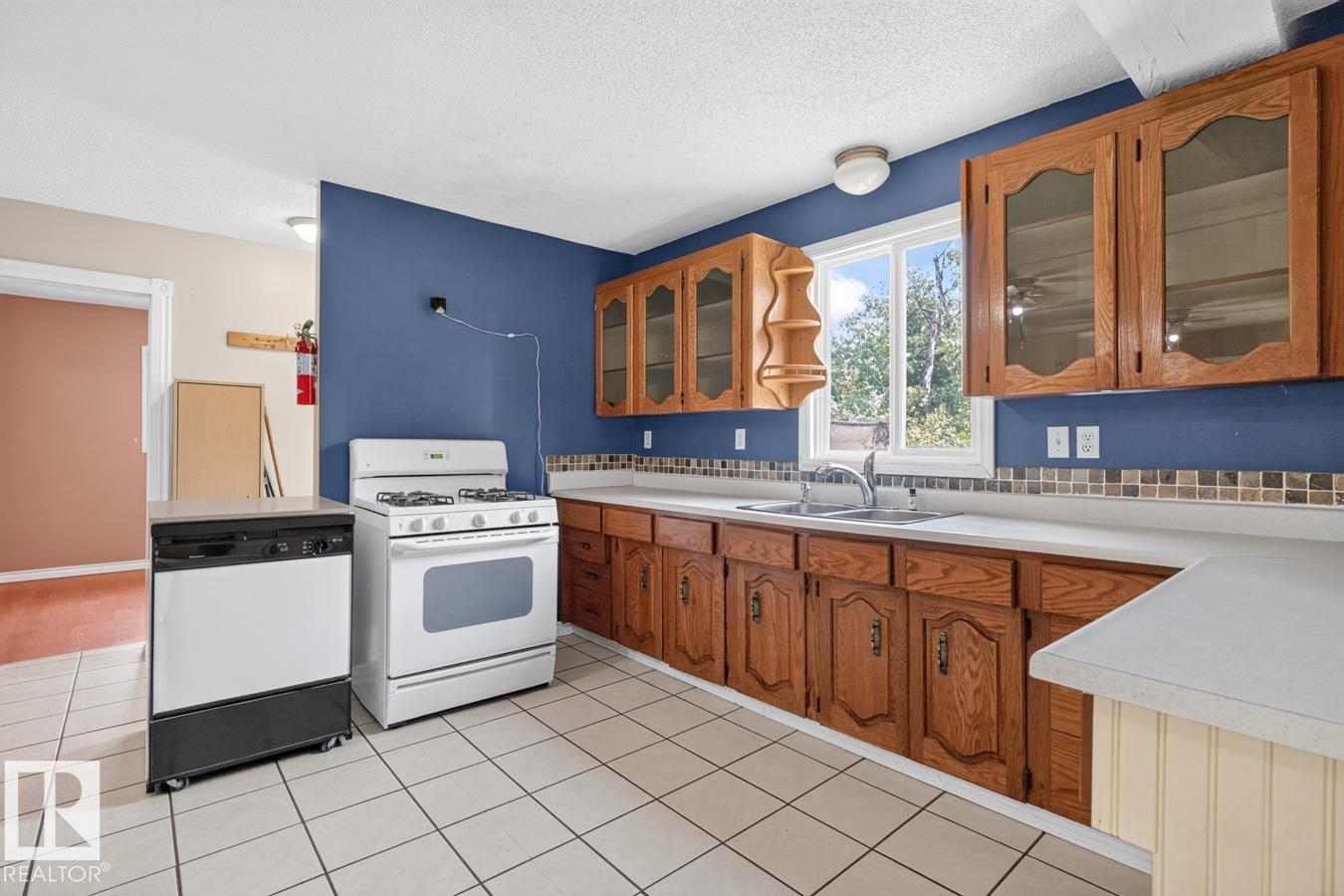 #104 52343 RGE ROAD 211 - 7