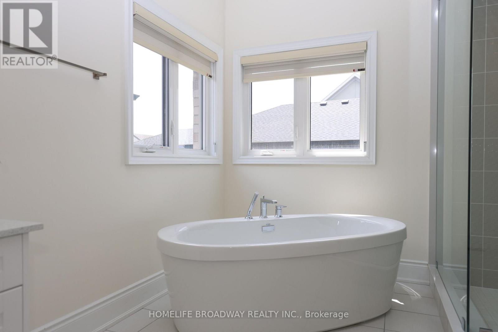 11 DAVID DUNLAP BOULEVARD - Image 17