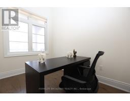 11 David Dunlap Boulevard, Richmond Hill, ON L4C4V7 Photo 11