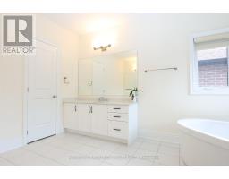 11 David Dunlap Boulevard, Richmond Hill, ON L4C4V7 Photo 15