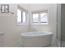 11 David Dunlap Boulevard, Richmond Hill, ON L4C4V7 Photo 17