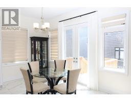 Bedroom 2 - 11 David Dunlap Boulevard, Richmond Hill, ON L4C4V7 Photo 6