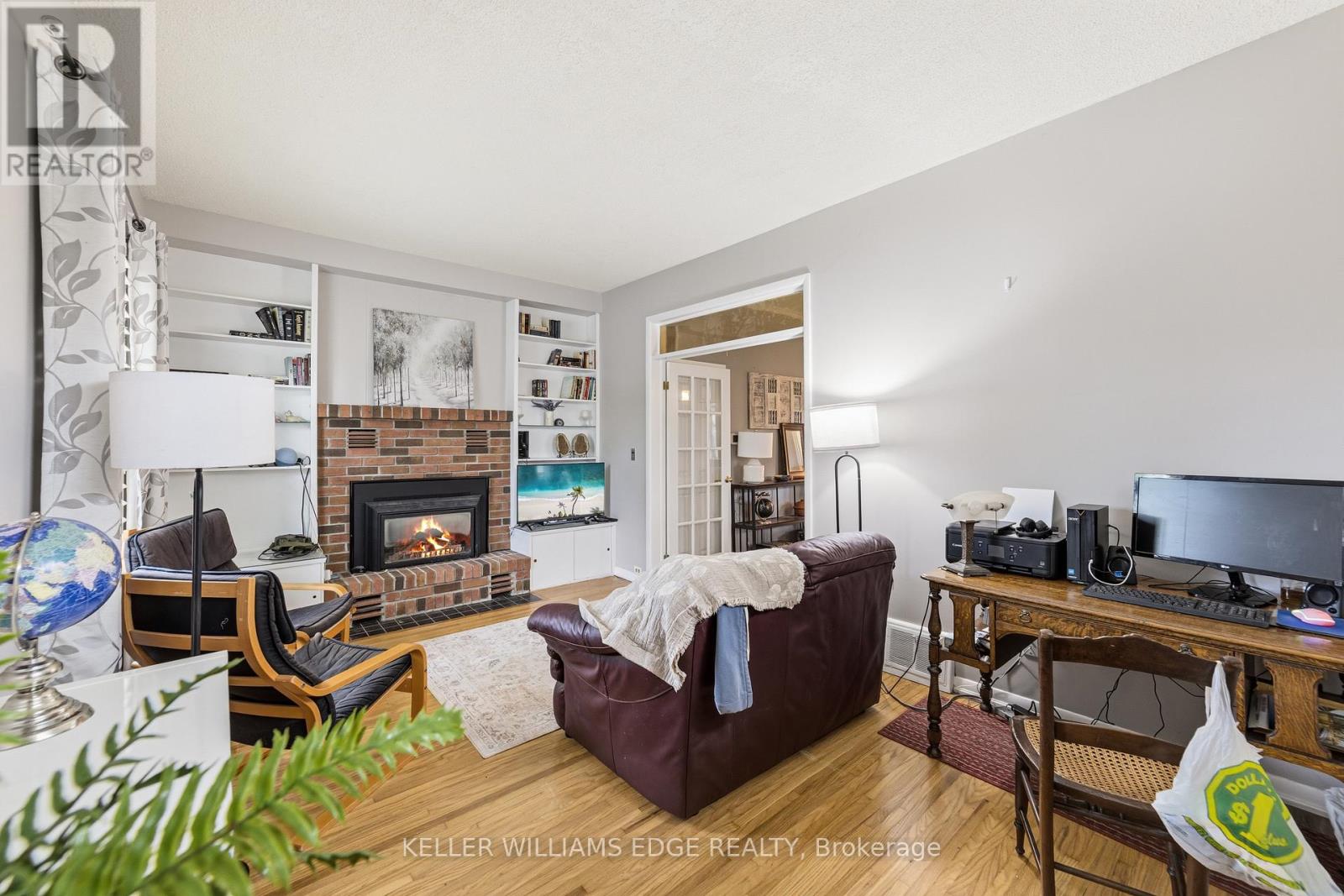 32 CLENCH AVENUE - 14
