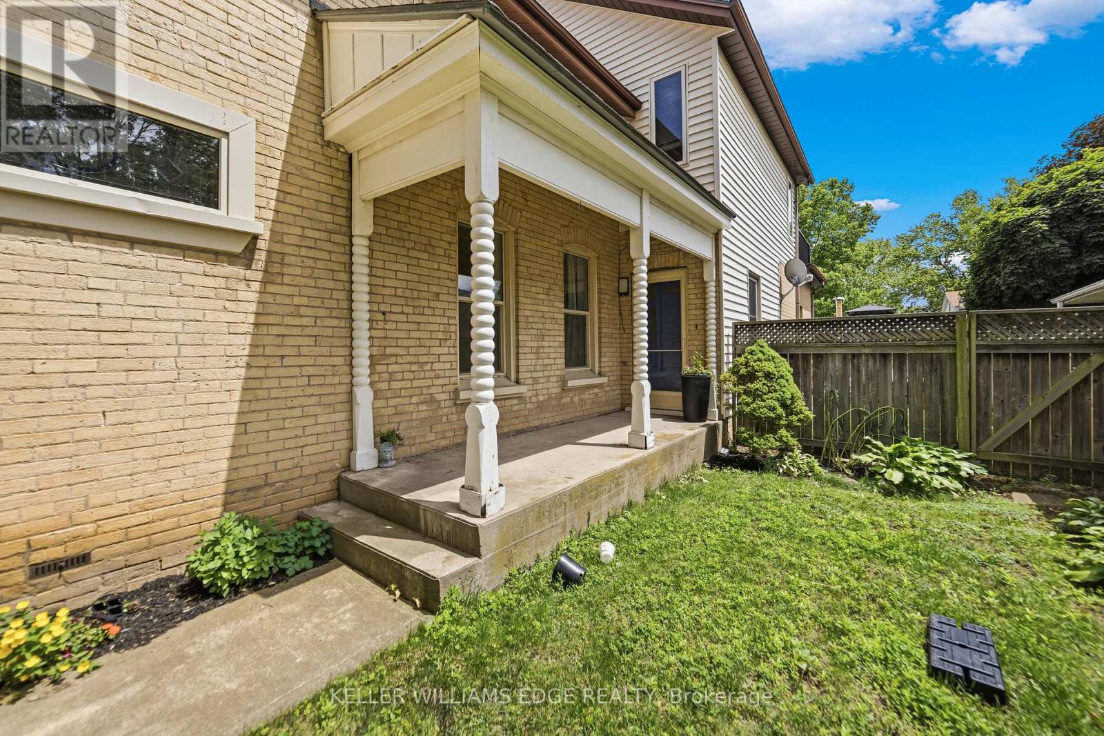 32 CLENCH AVENUE - 3