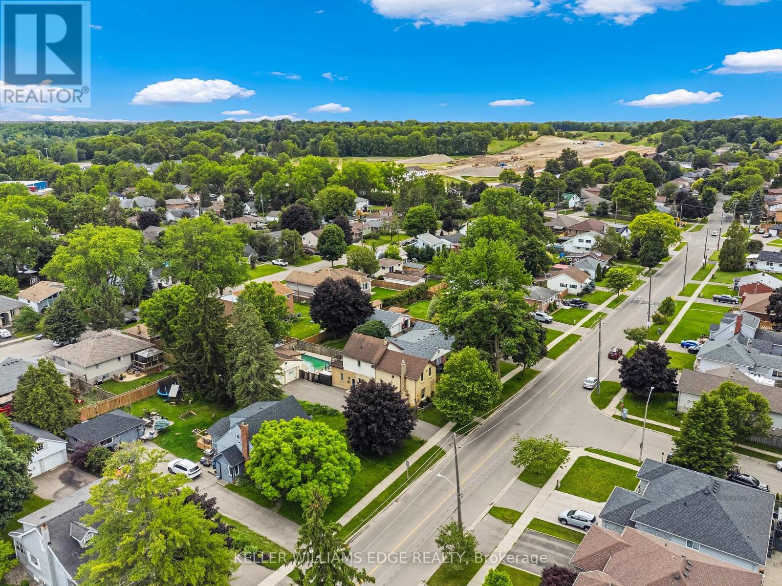 32 CLENCH AVENUE - 39
