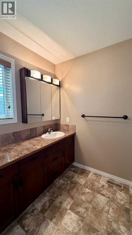 #4, 645 12 A Street N - Image 24