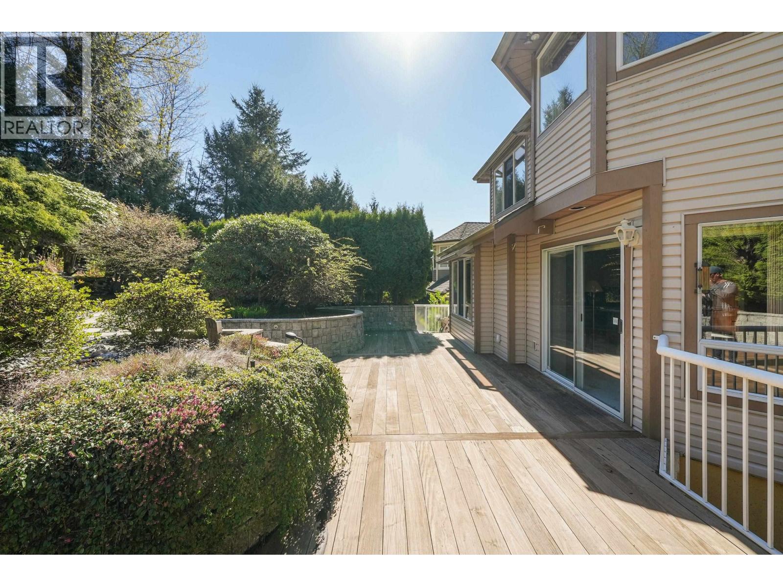 136 PARKSIDE DRIVE, Port Moody