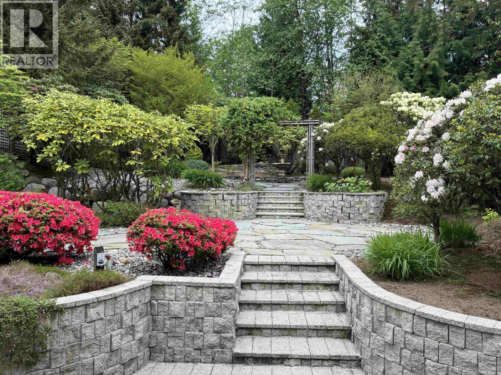 136 PARKSIDE DRIVE, Port Moody