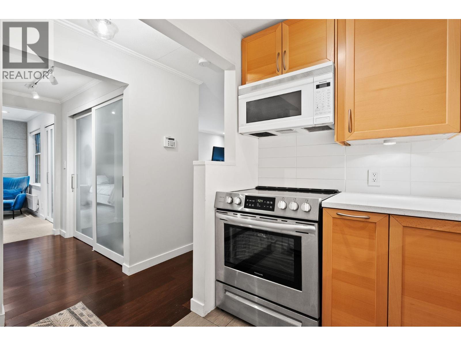 1 Bed, 1 Bath Apartment for Sale in Vancouver – 104 925 W 15TH AVENUE, Vancouver – MLS# R3145921 - Image 12