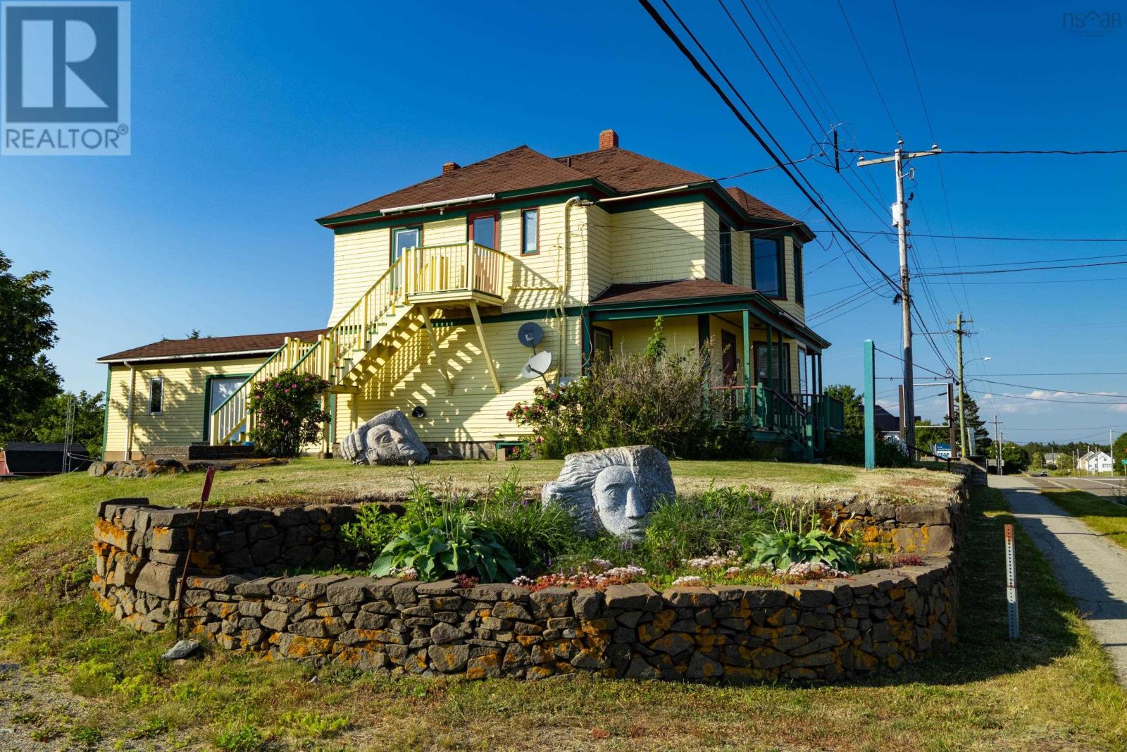 1813 Highway 1 - 2