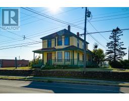 1813 Highway 1, Church Point, NS B0W1M0 Photo 9
