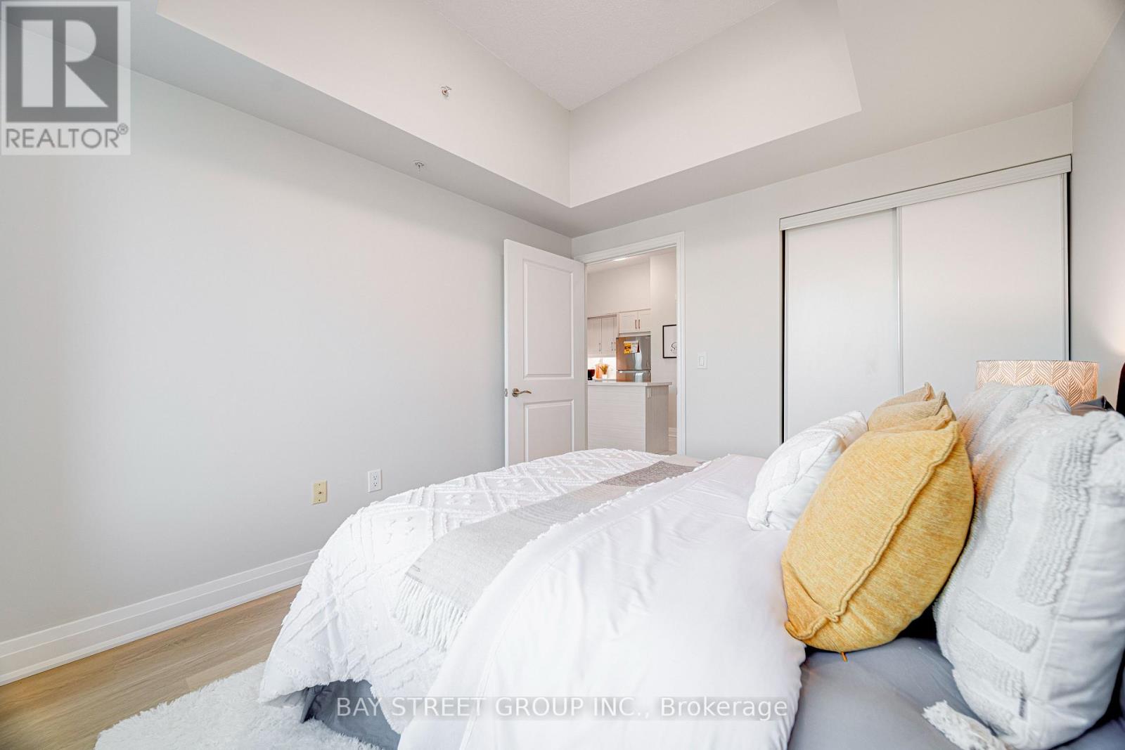 #218 1038 MCNICOLL AVENUE - Image 18