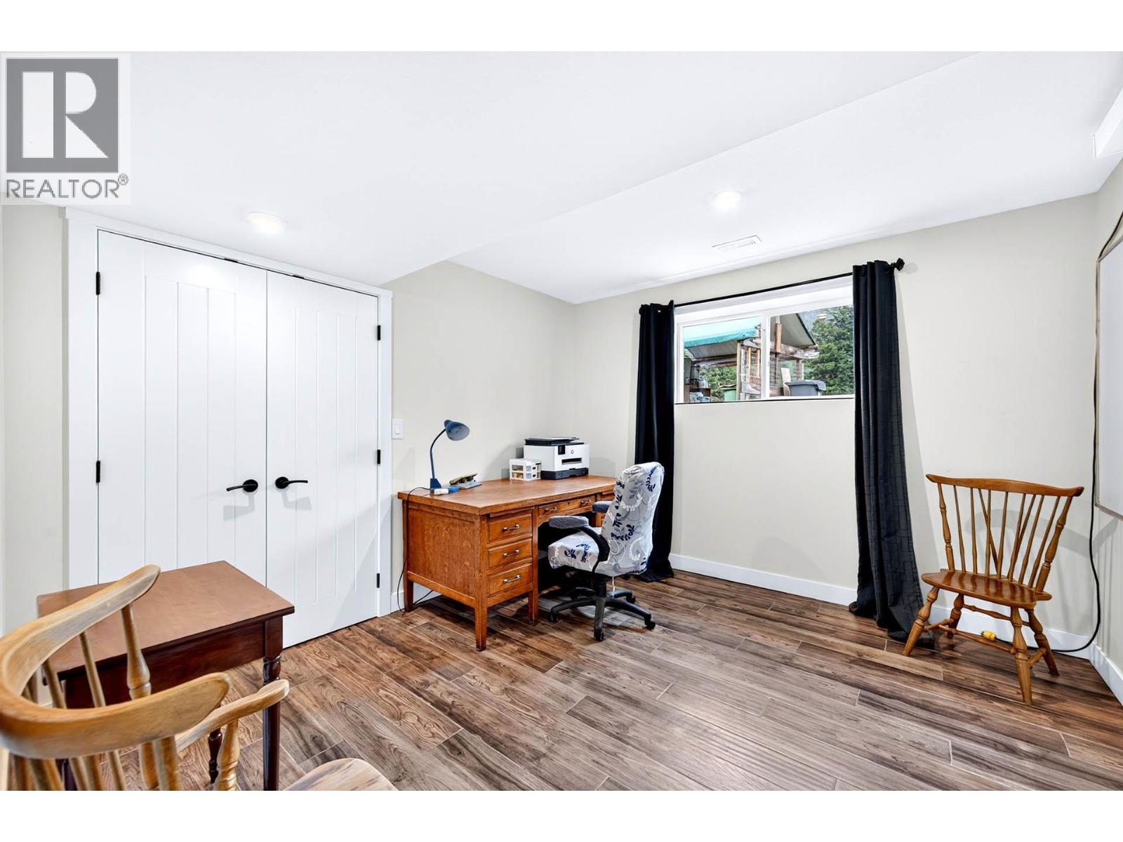 215 McLure Ferry Road - 23