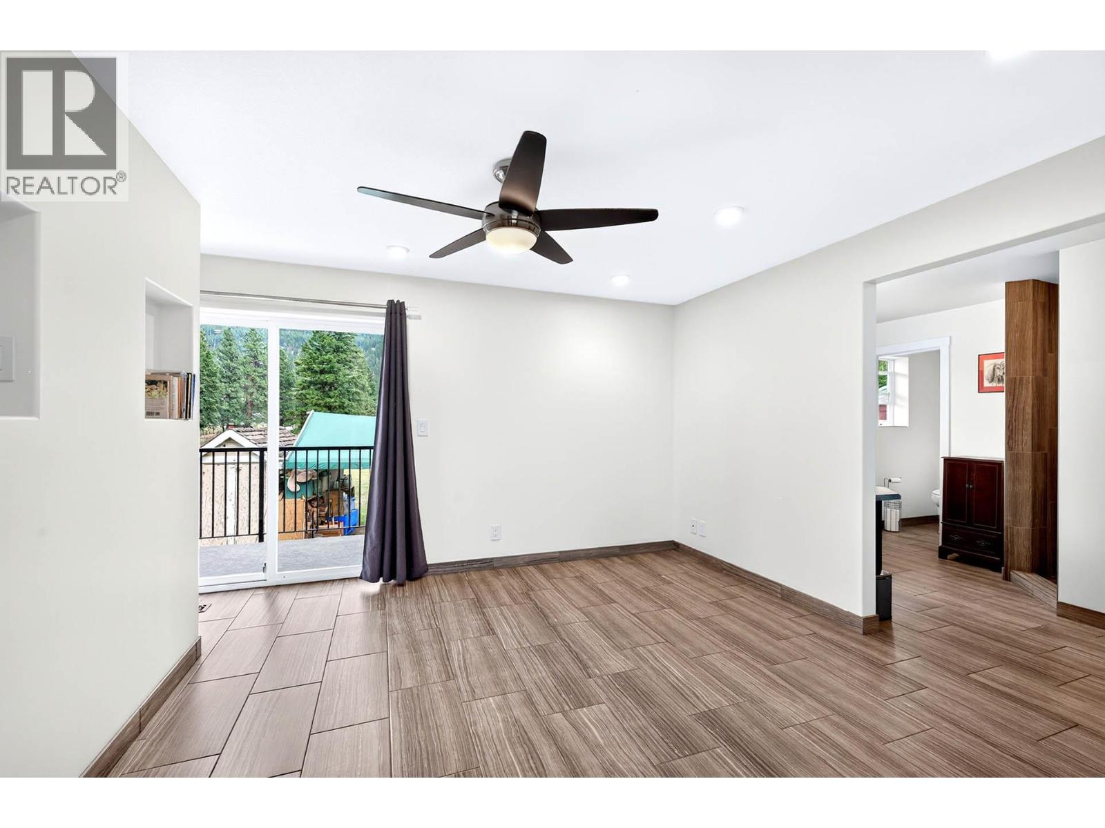 215 McLure Ferry Road - 15