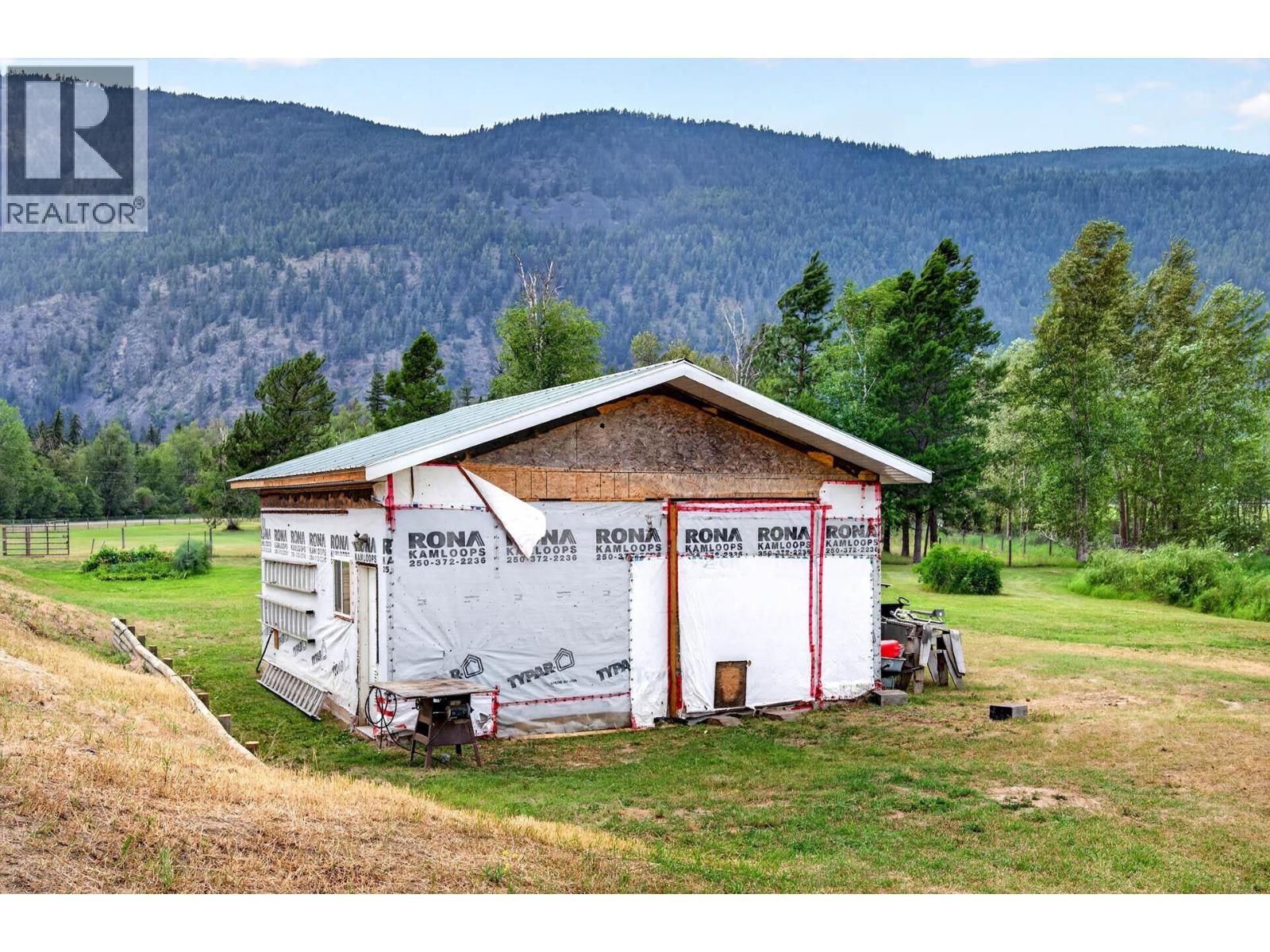 215 McLure Ferry Road - 37