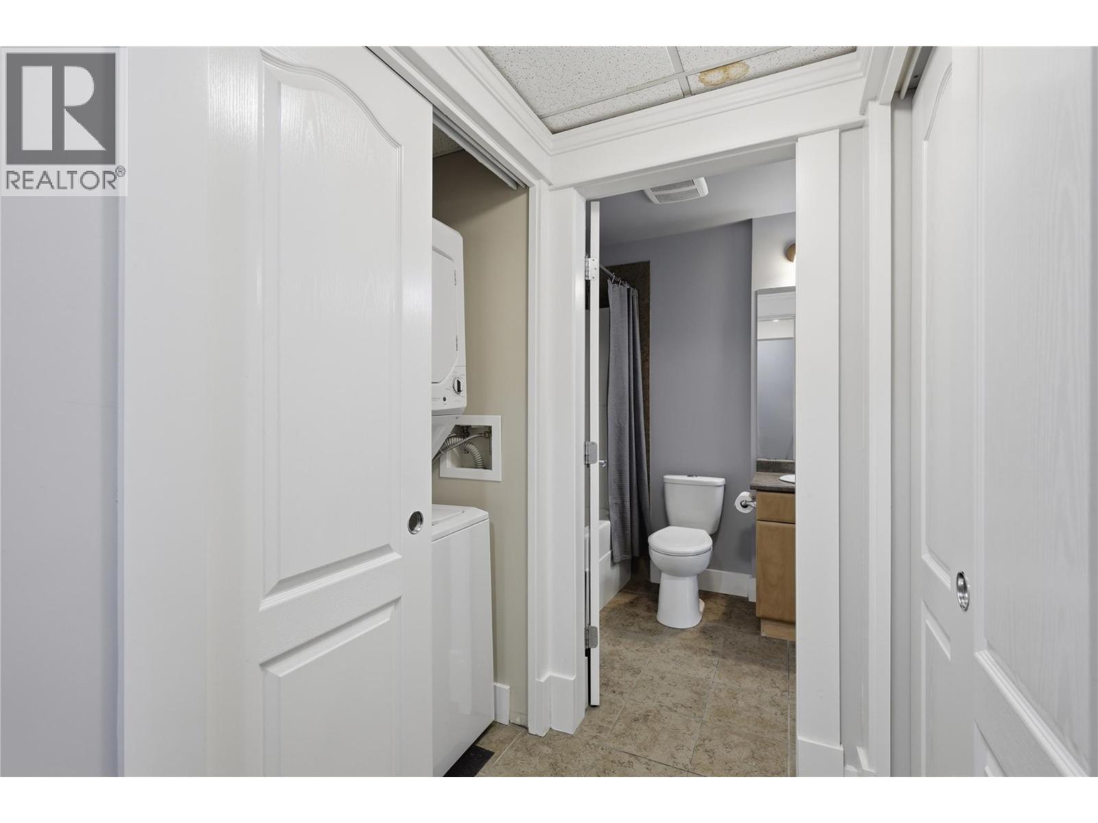 #104 975 Victoria Street W Street - 13