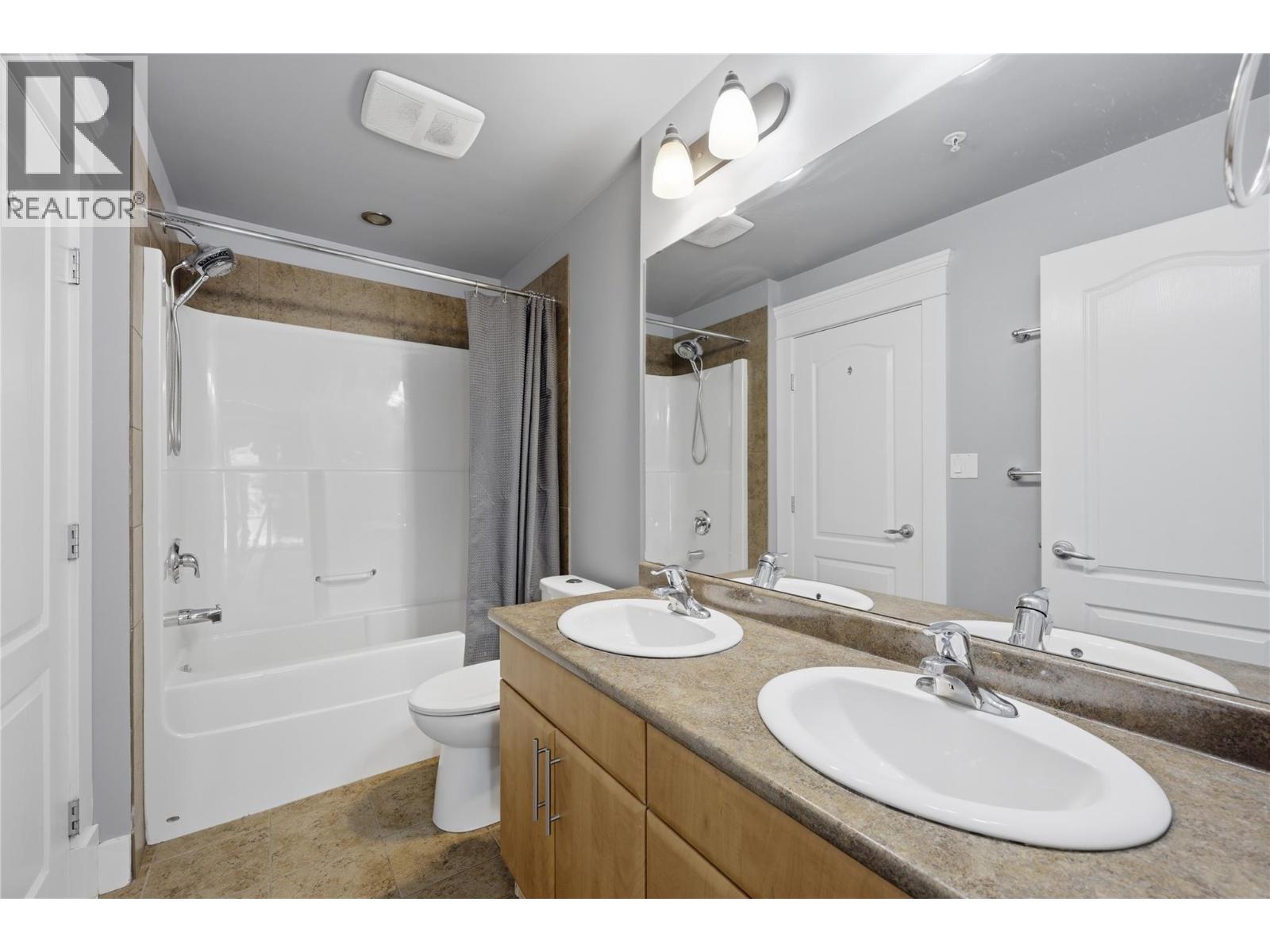 #104 975 Victoria Street W Street - 14