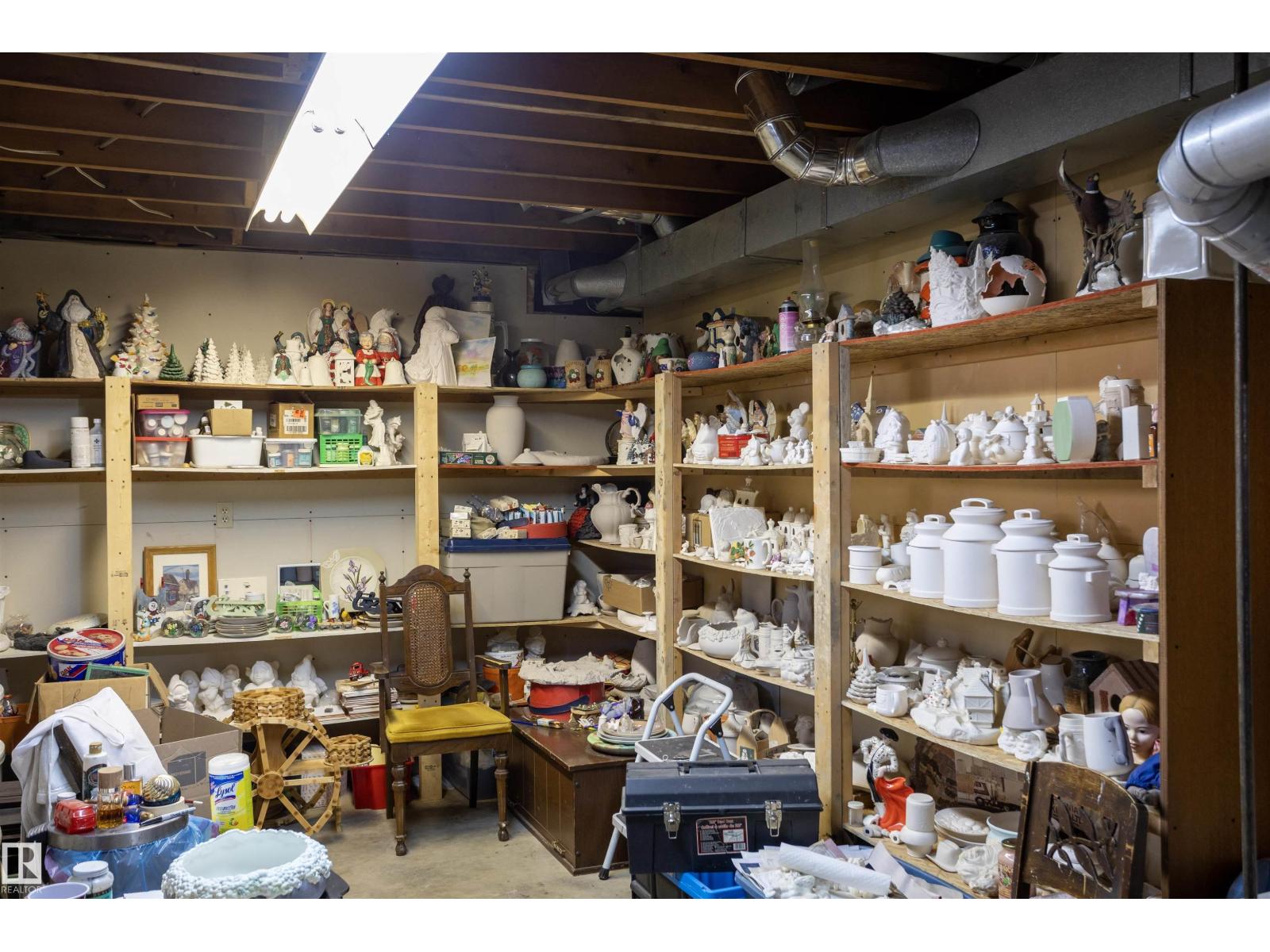10428 68 AV NW - 43