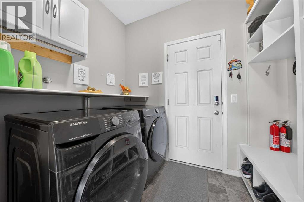 665 Copperpond Boulevard SE - 16