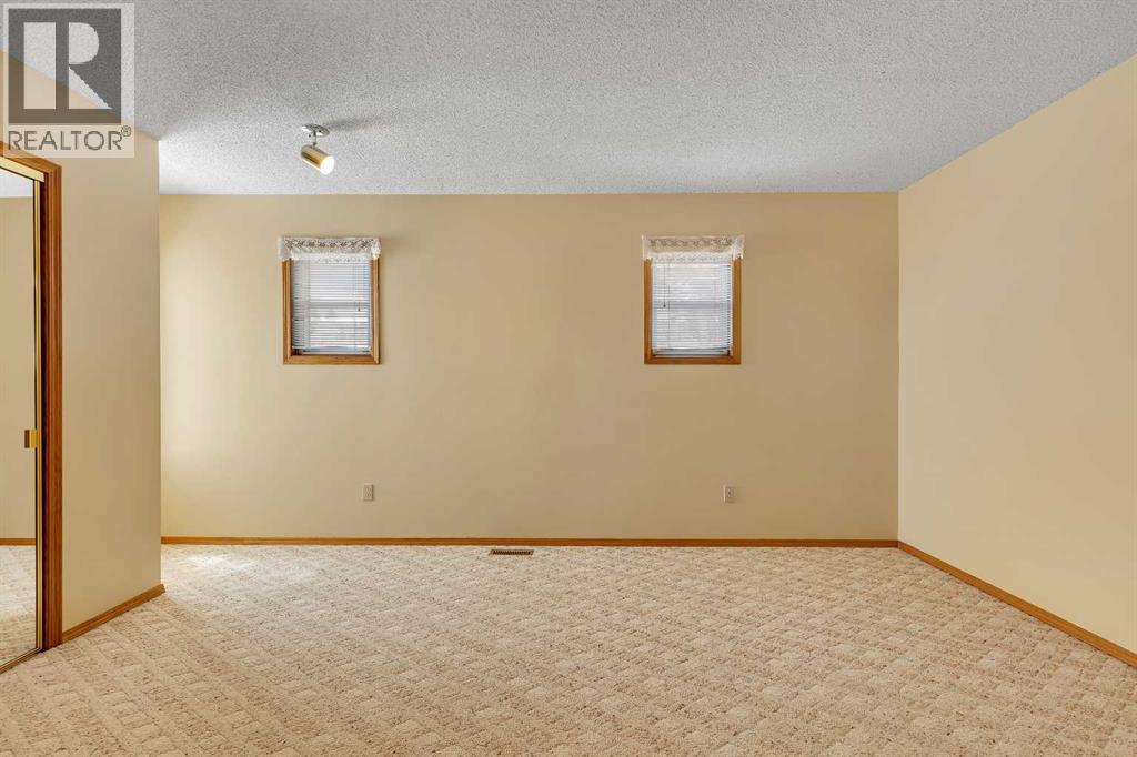 2856 Signal Hill Heights SW - 13