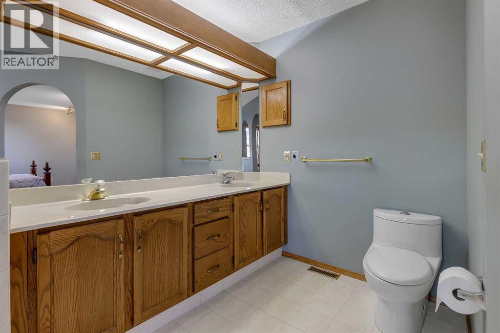 2856 Signal Hill Heights SW - 18