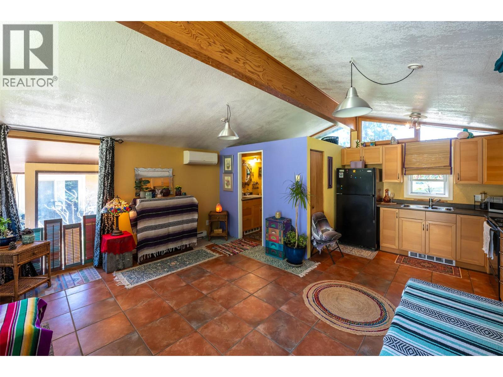  482 Pinehill Road, Oliver