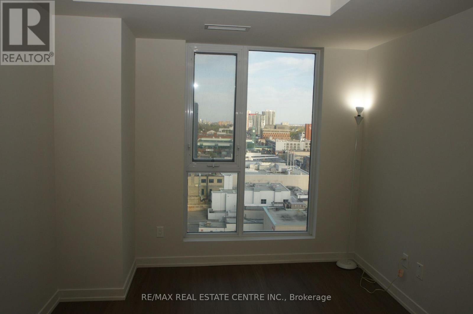 #1006 55 DUKE STREET W - 14