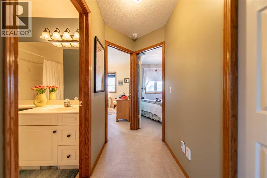 76 Sunset Crescent - 23