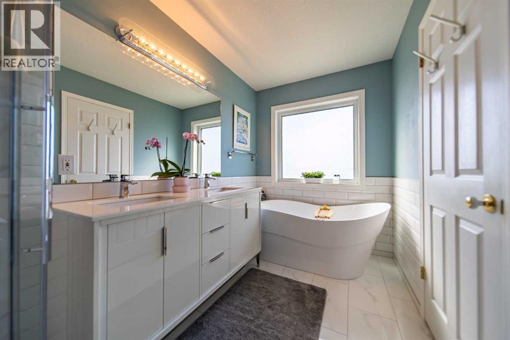 76 Sunset Crescent - 27