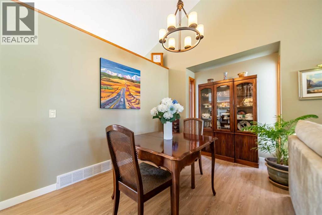 76 Sunset Crescent - 12