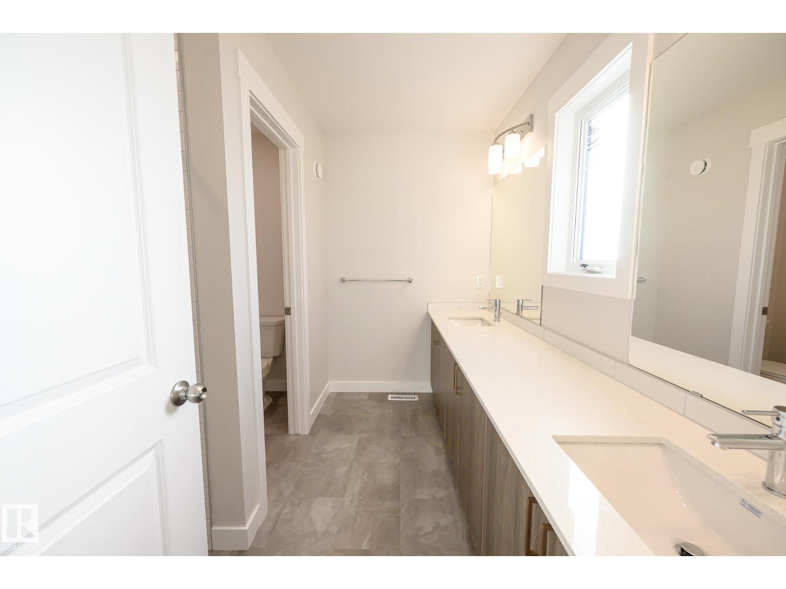2340 160 ST SW - 35
