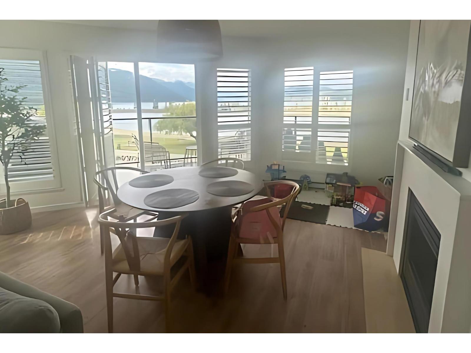 320 378 ESPLANADE AVENUE, Harrison Hot Springs, Harrison Hot Springs