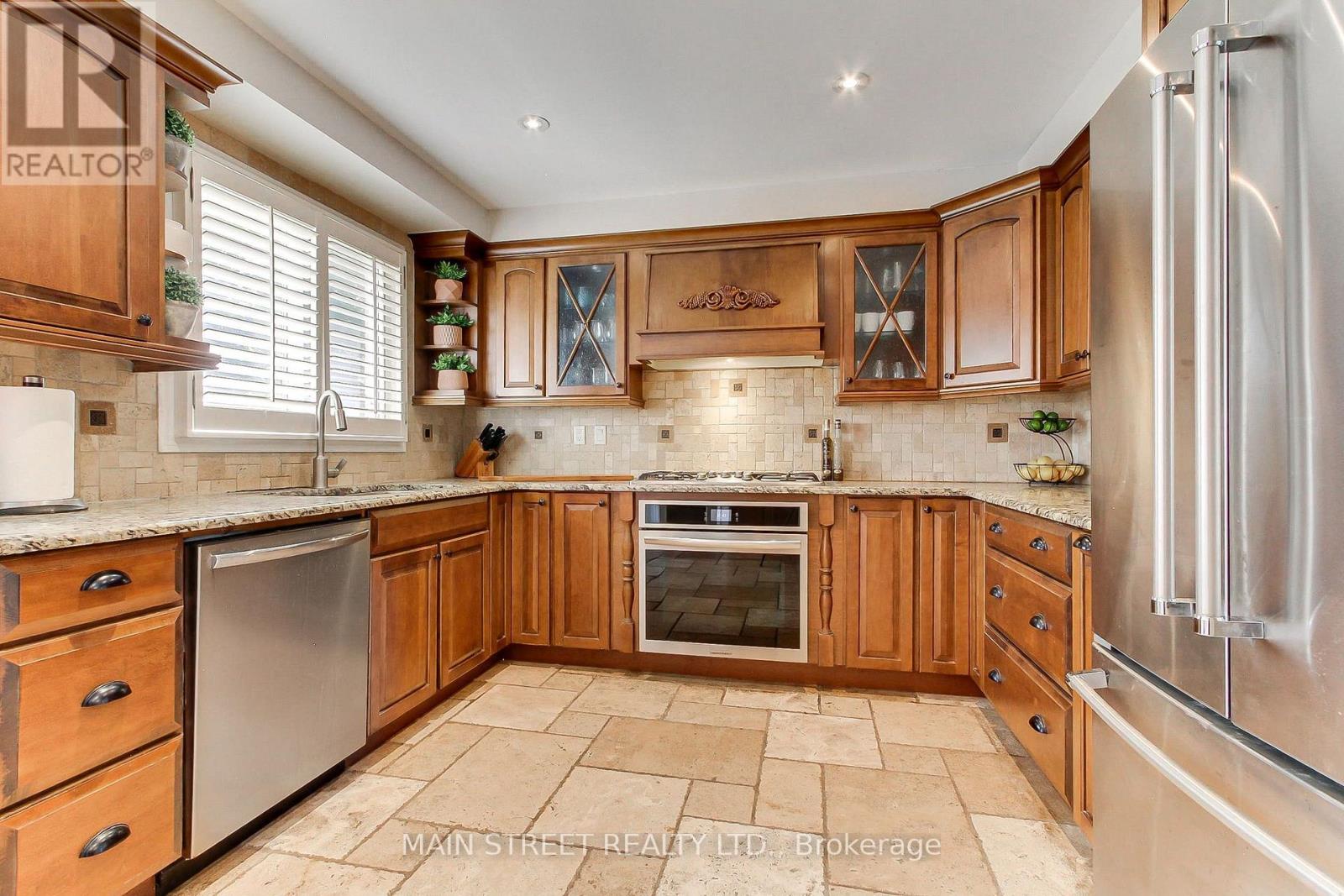 14 MCGEE CRESCENT - 10