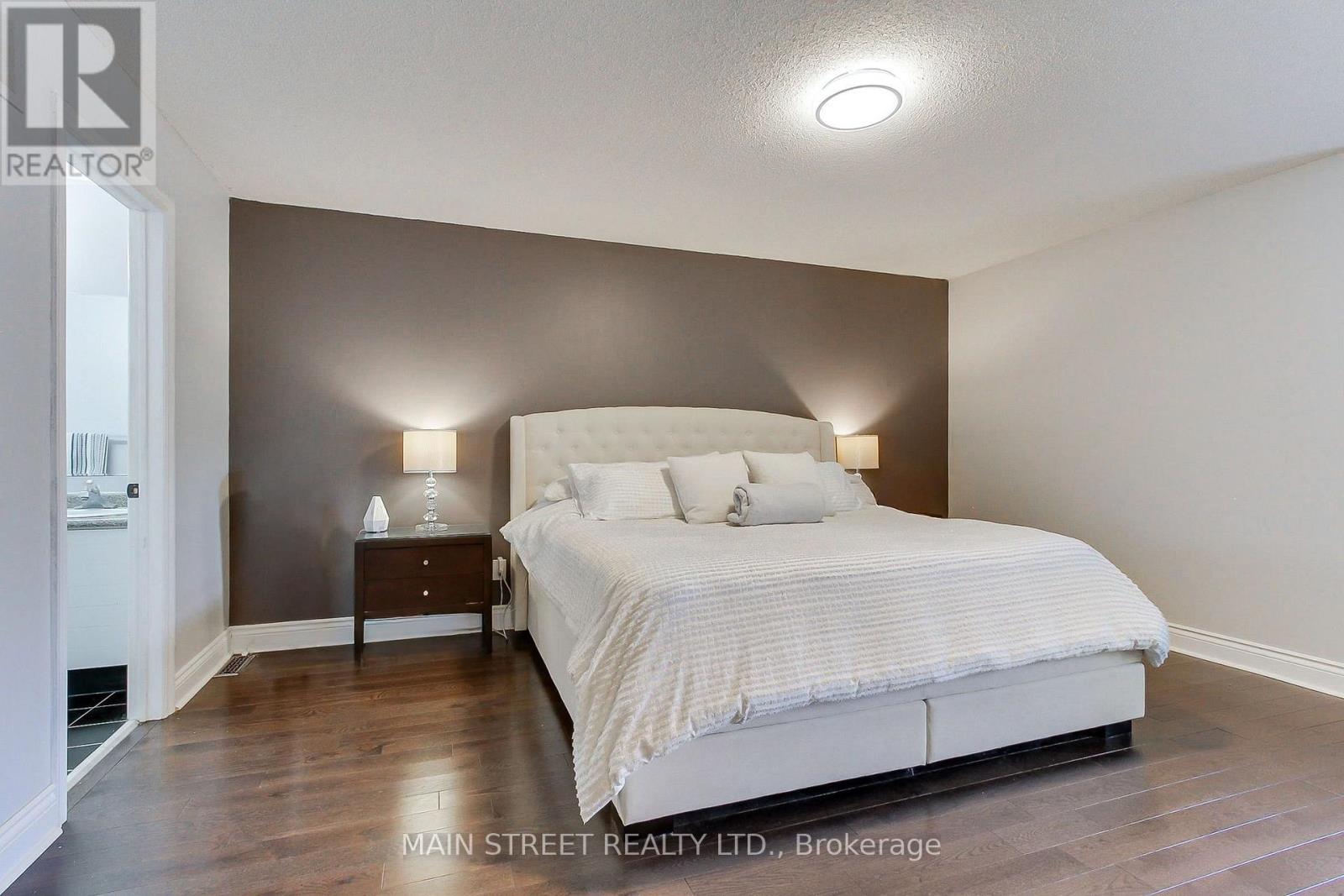 14 MCGEE CRESCENT - 22