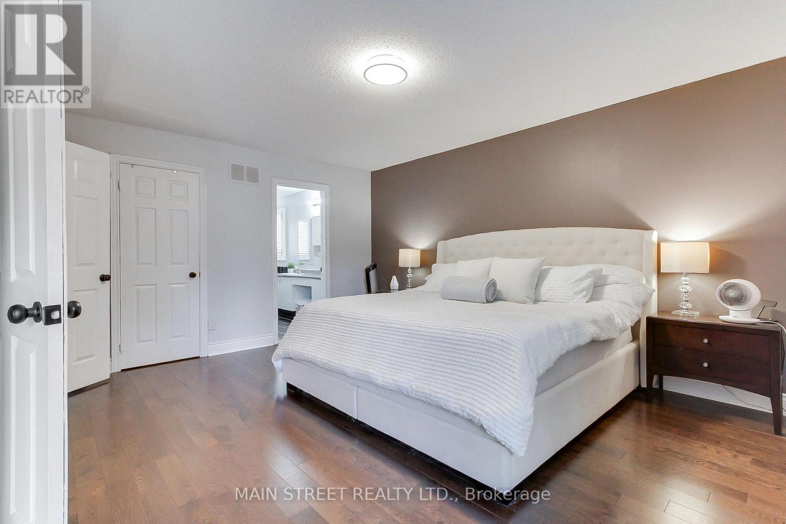 14 MCGEE CRESCENT - 24