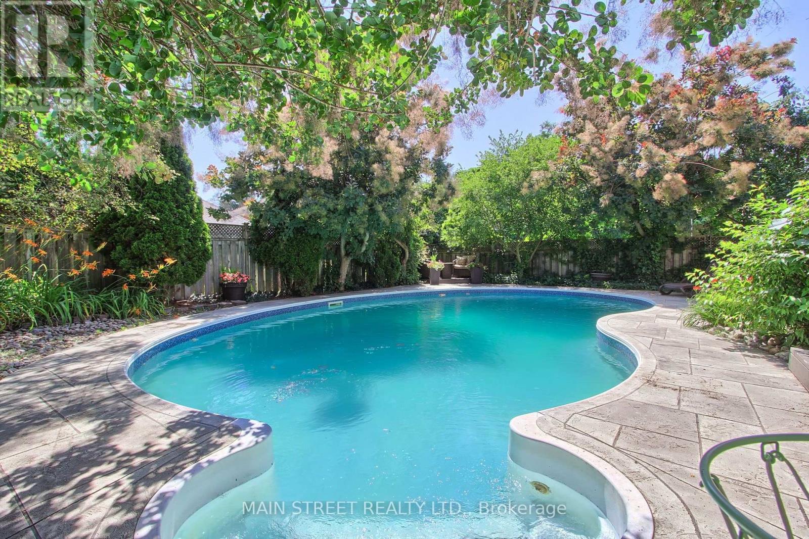 14 MCGEE CRESCENT - 39