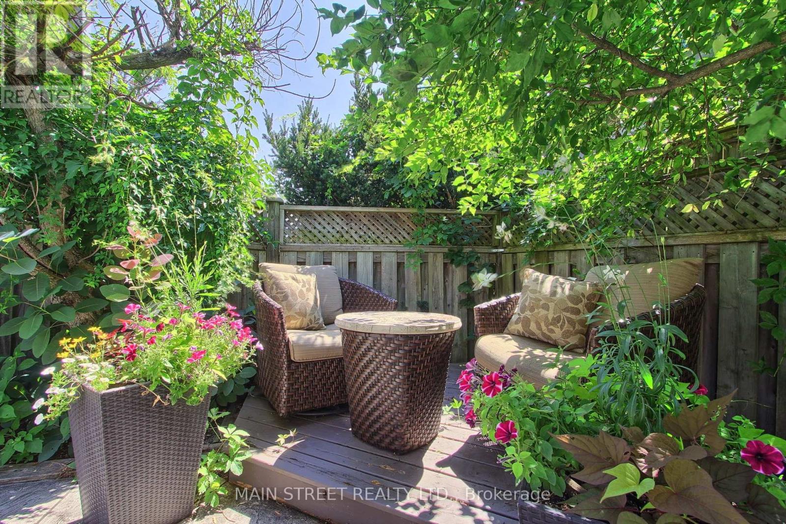 14 MCGEE CRESCENT - 40