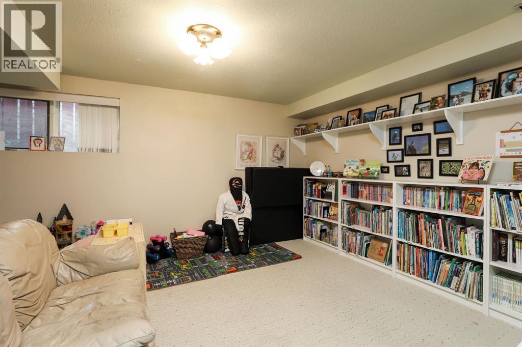 272 E 2 Avenue S - 19