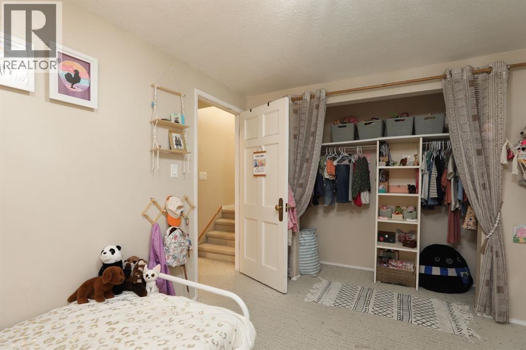 272 E 2 Avenue S - 23