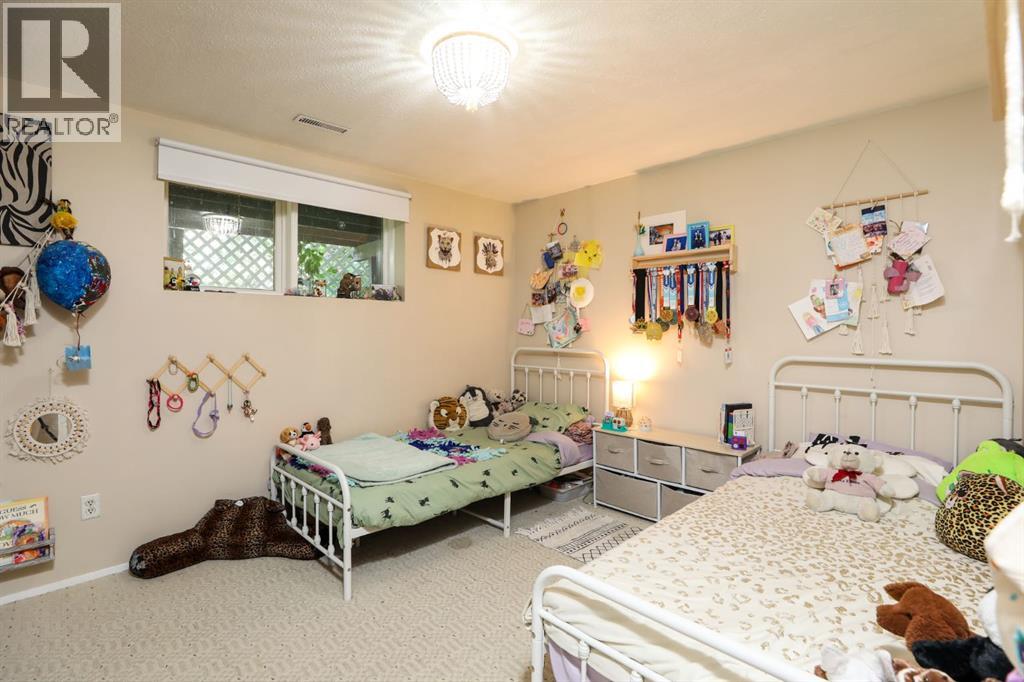 272 E 2 Avenue S - 22