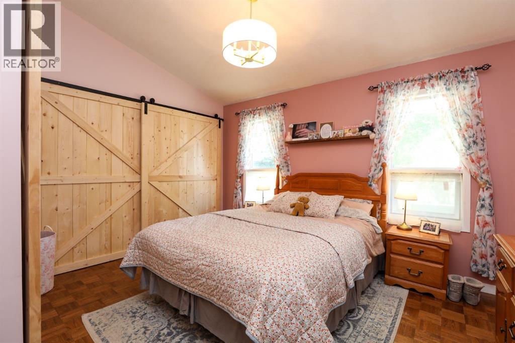 272 E 2 Avenue S - 13