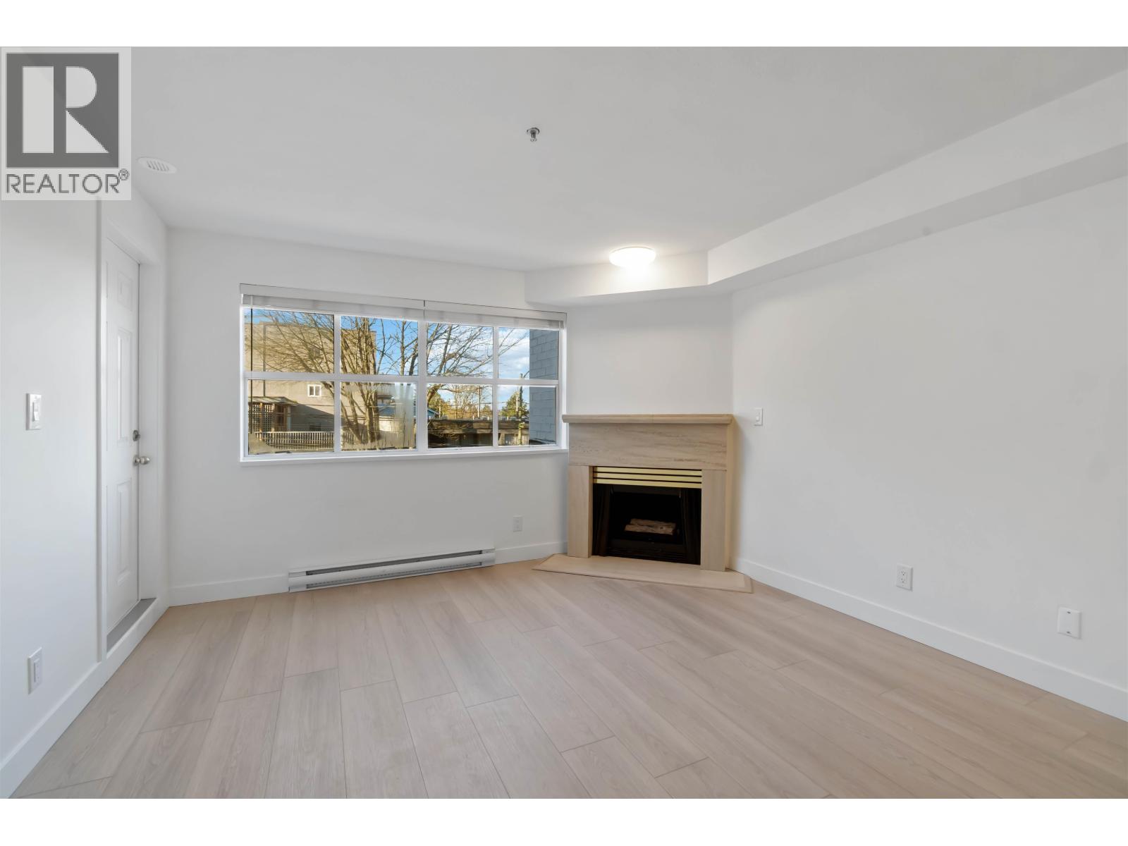 2 Bed, 2 Bath Apartment for Sale in Vancouver – 209 2928 COMMERCIAL DRIVE, Vancouver – MLS# R3145934 - Image 12