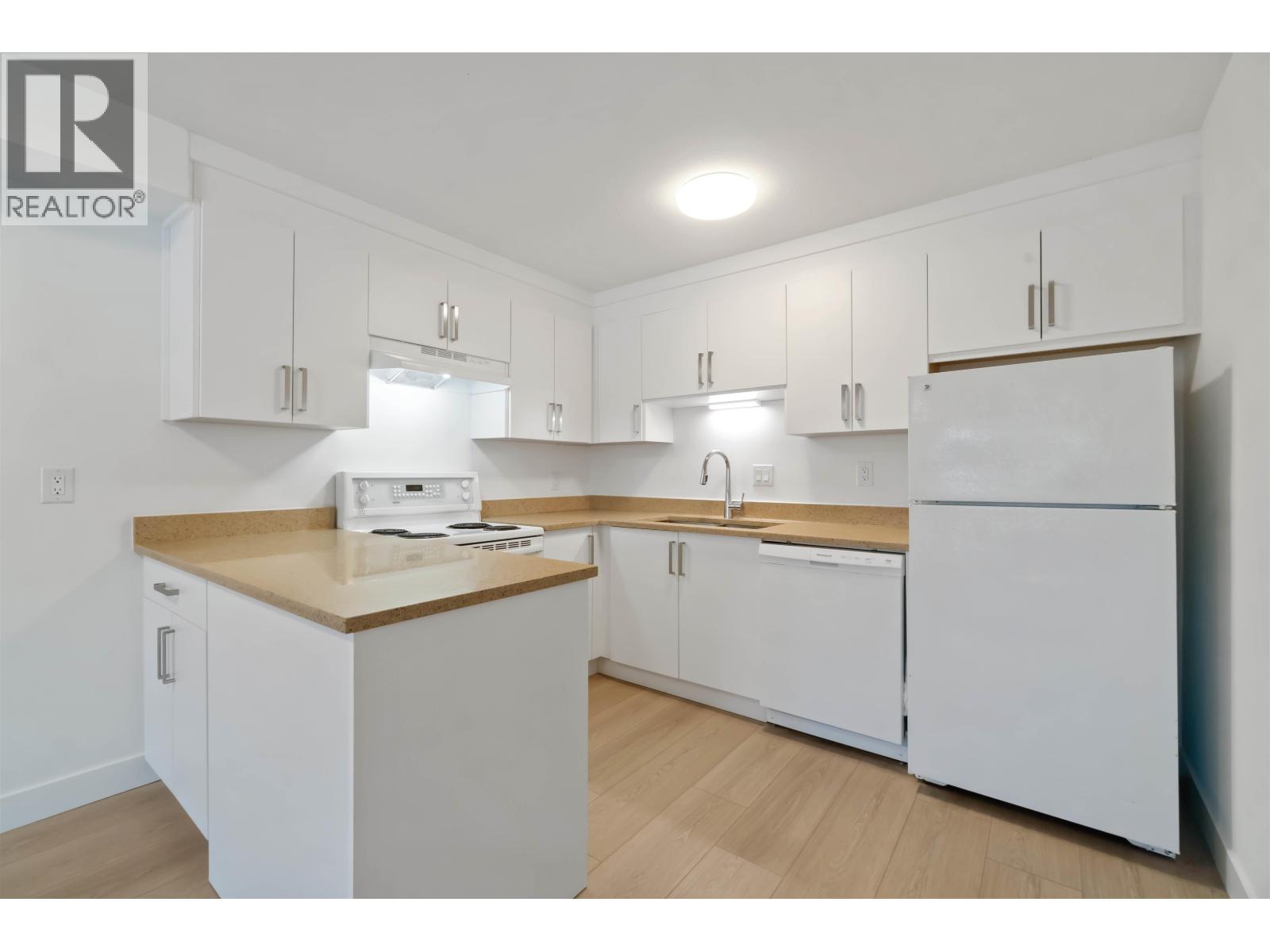 2 Bed, 2 Bath Apartment for Sale in Vancouver – 209 2928 COMMERCIAL DRIVE, Vancouver – MLS# R3145934 - Image 6