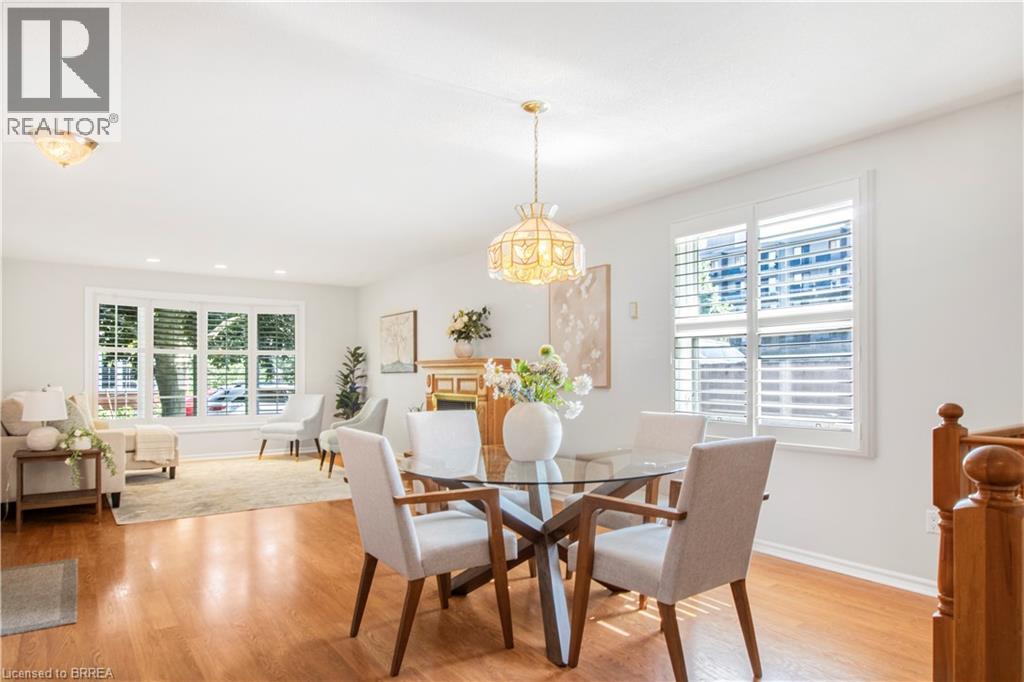 #19 229 LYNDEN Road - 10