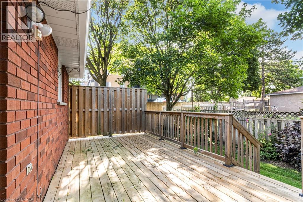 #19 229 LYNDEN Road - 38