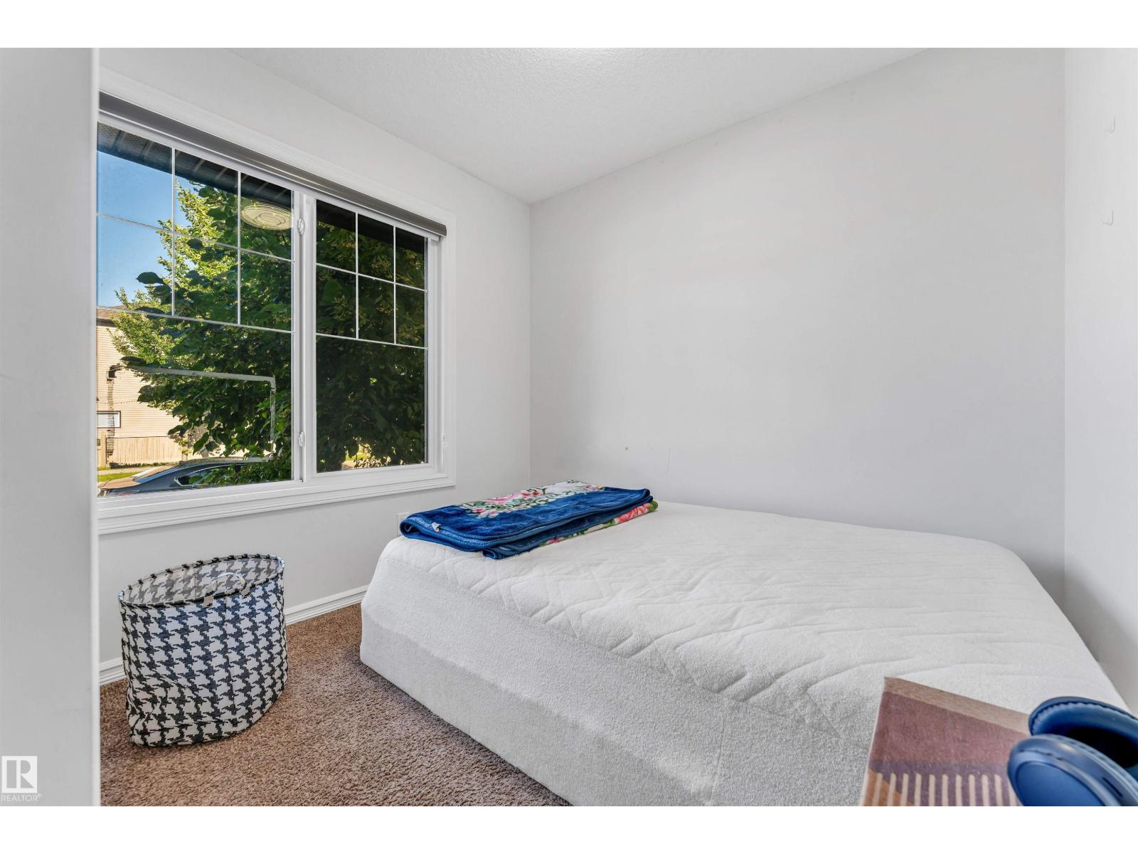 2040 24 ST NW - 11