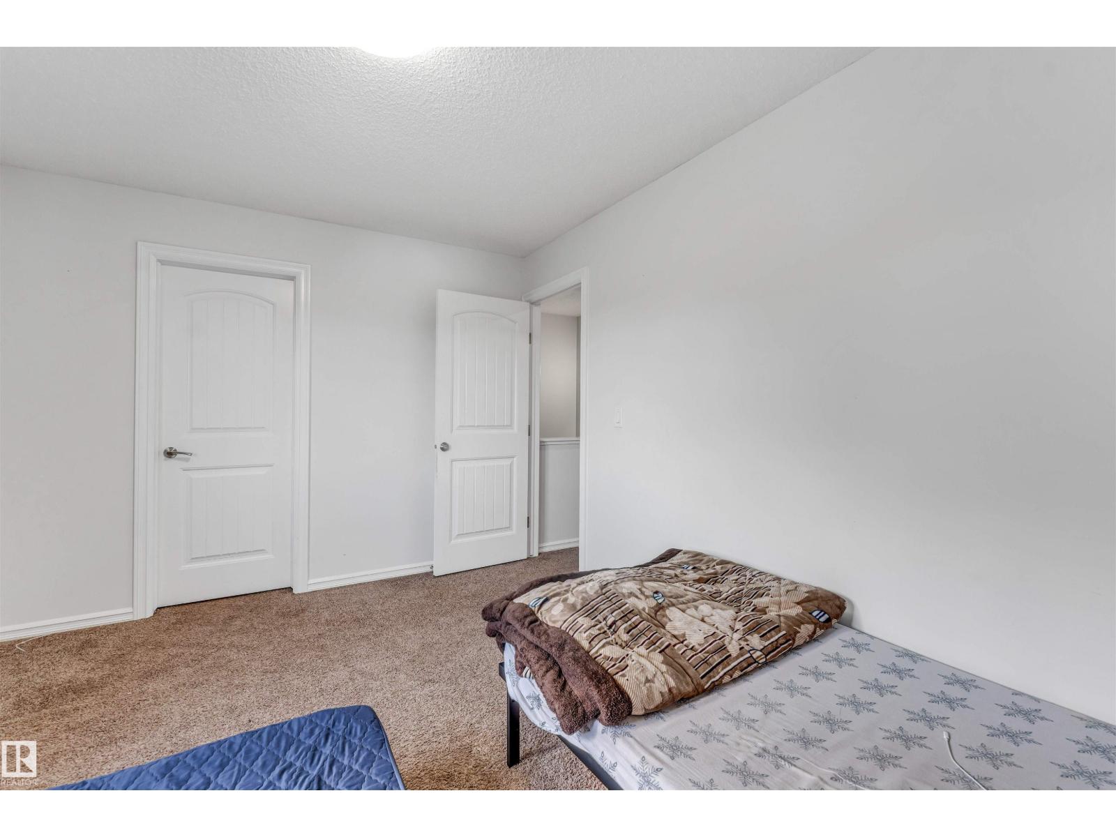 2040 24 ST NW - 19